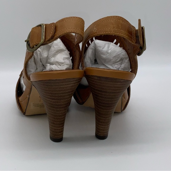 Heels indigo by Clarks leather cut out all over size 6.5 M - Picture 5 of 12